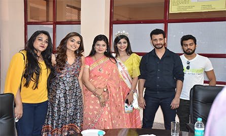 Aray College Celebrities
